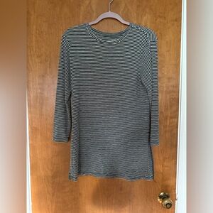 Old Navy Monochrome Striped Knit Top
